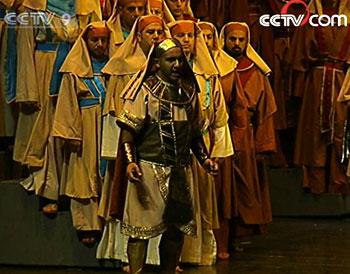 From the Middle-East - the Egyptian slave-girl Aida.(Photo: CCTV.com)