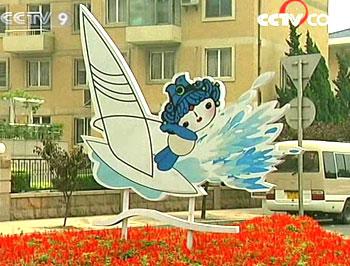 Everywhere one looks in Qingdao the coastal city seems immersed in Olympic atmosphere.(Photo: CCTV.com)