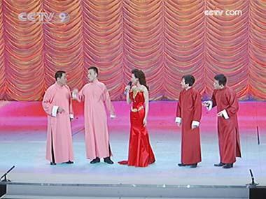 The gala show will feature six Xiangsheng acts this year.