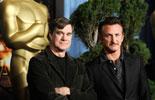 Sean Penn wins Oscar best actor for "Milk"  