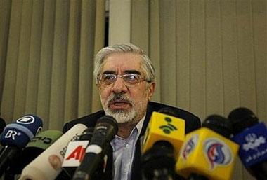 Iranian opposition leader Mir Hossein Mousavi, seen here on June 12, 2009.(AFP/File/Behrouz Mehri)