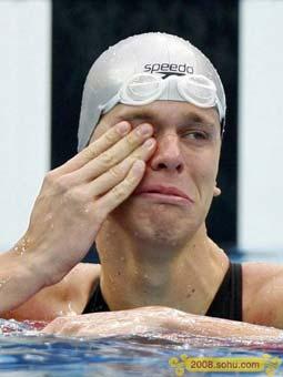 Cesar Cielo of Brazil cries after winning the men's 50m freestyle swimming final at the National Aquatics Centre during the Beijing 2008 Olympic Games, August 16, 2008.(Photo: Chinadaily.com)