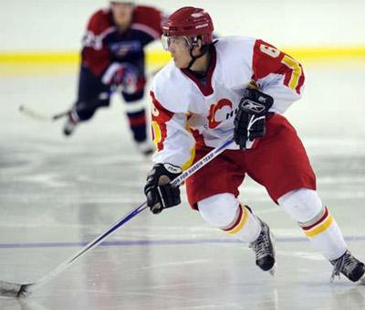 The USA trounced China 10-2 in the men's ice hockey playoff round on Thursday. The defeat means an end to host China's run at the tournament.