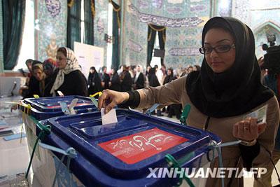 More than 46 million people are eligible to cast their ballots at poll stations that could stay open until midnight in case of a high voter turnout.