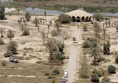 Baghdad Island, built in the 1980s and based on a design by Frank Lloyd Wright in is seen in Baghdad, Iraq, Monday, June 22, 2009. U.S. and Iraqi officials have begun renovating an amusement park on an island north of Baghdad.(AP Photo/ Karim Kadim)