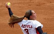 Australia beats Canada in Women´s Softball semifinal