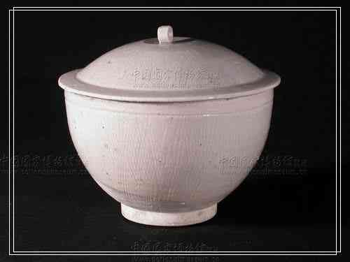 德化窯白釉蓖劃紋蓋碗