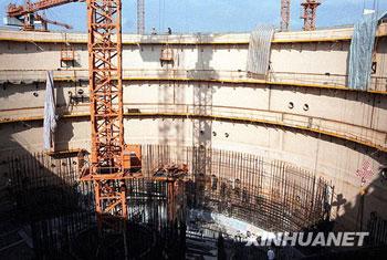 La centrale nucléaire de Dayawan en construction (photo prise en janvier 1989).