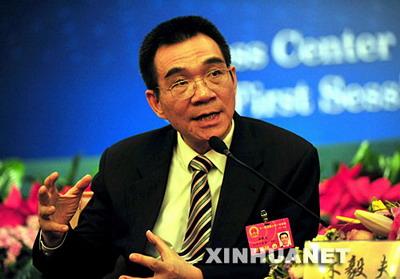The World Bank's top economist Lin Yifu said China's economy is likely to expand between 8 and 9 percent in 2009.