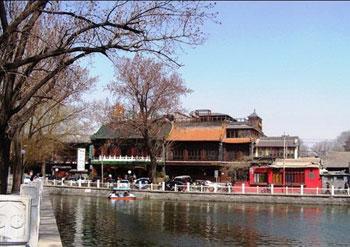 One of those is the historical center of Shichahai, the area that includes the three lakes of Houhai, Qianhai, and Xihai...