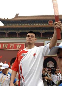 Yao Ming, Chinese NBA basketball star, will carry the Chinese national flag at the opening ceremony of the Beijing Olympic Games. Yao carried the flag four years ago in Athens.  (Xinhua Photo)