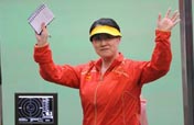 Chinese Chen sets Olympic record to win women´s 25-meter pistol gold