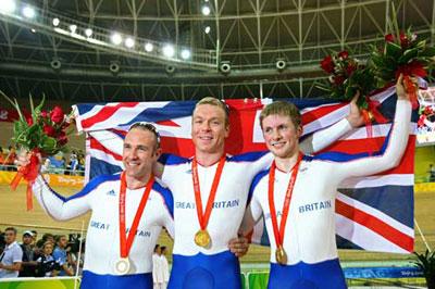 (L-R) Jamie Staff, Chris Hoy, and Jason Kenny of Great Britain (Photo credit: Clive Rose/Getty Images)