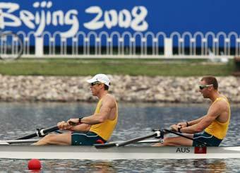Australia's Drew Ginn (R) and Duncan Free powers in the men's pairs semi finals at the Shunyi Rowing and Canoeing Park during the 2008 Beijing Olympic Games in Beijing on August 13, 2008.