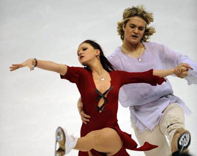 Israel's Alexandra Zaretski (L) performs with her partner Roman Zaretski during the free dance event for Ice Dancing at the 24th World Winter Universiade in Harbin, capital city of northeast China's Heilongjiang Province, Feb. 23, 2009. Alexandra Zaretski/Roman Zaretski claimed the title with a total of 177.43 points. (Xinhua/Yang Zongyou)