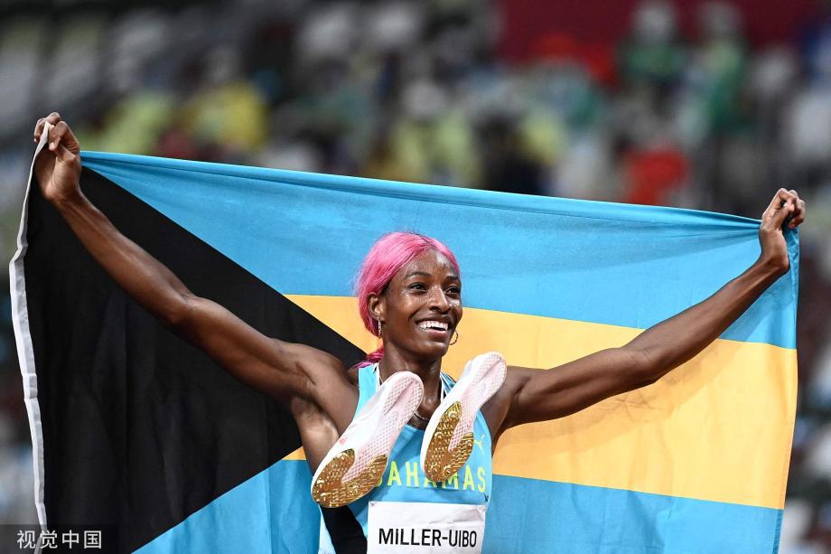 [圖]女子400米決賽 巴哈馬選手米勒·烏伊博奪金