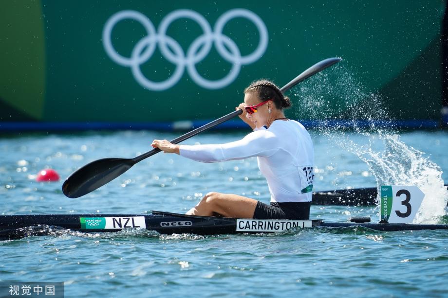 [圖]女子200米單人皮艇-新西蘭選手卡靈頓獲得金牌
