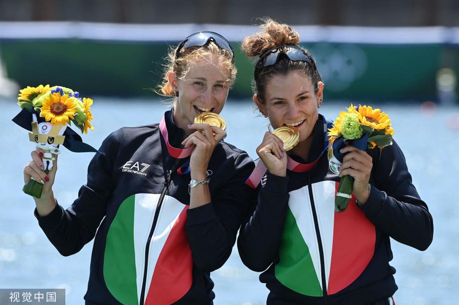 [圖]女子輕量級雙人雙槳-意大利最後時刻逆轉奪冠