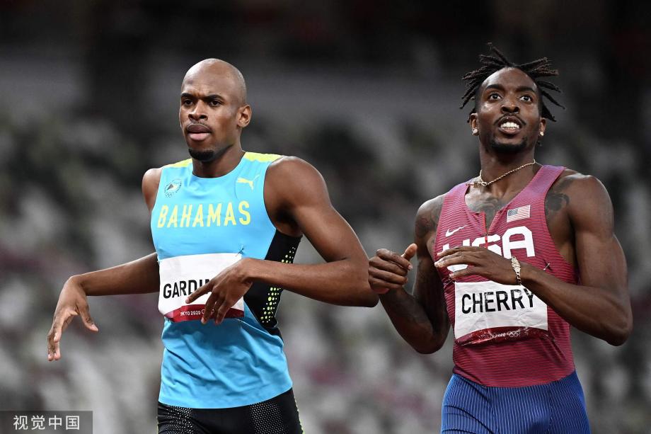 [圖]田徑男子400米決賽 巴哈馬選手嘉丁納奪金