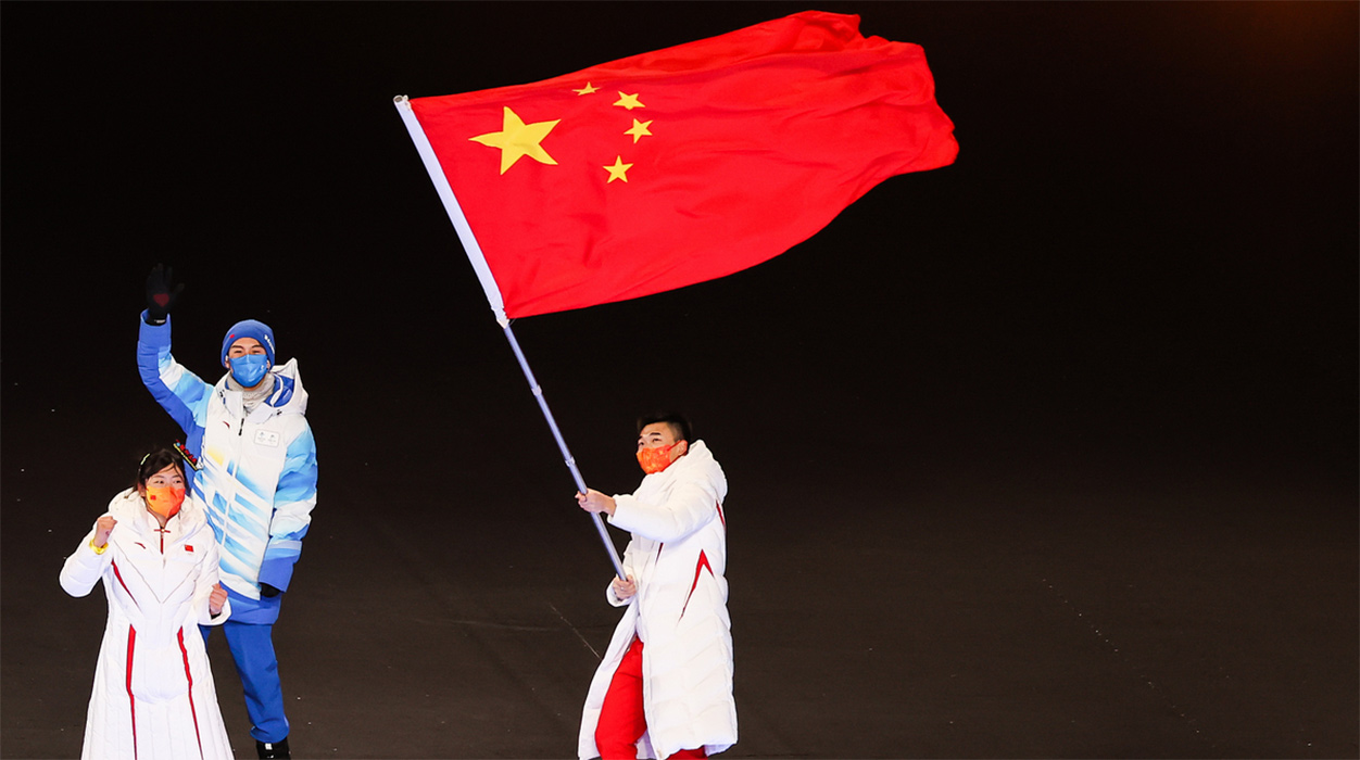 [圖]2022北京冬奧會閉幕式：中國代表團入場