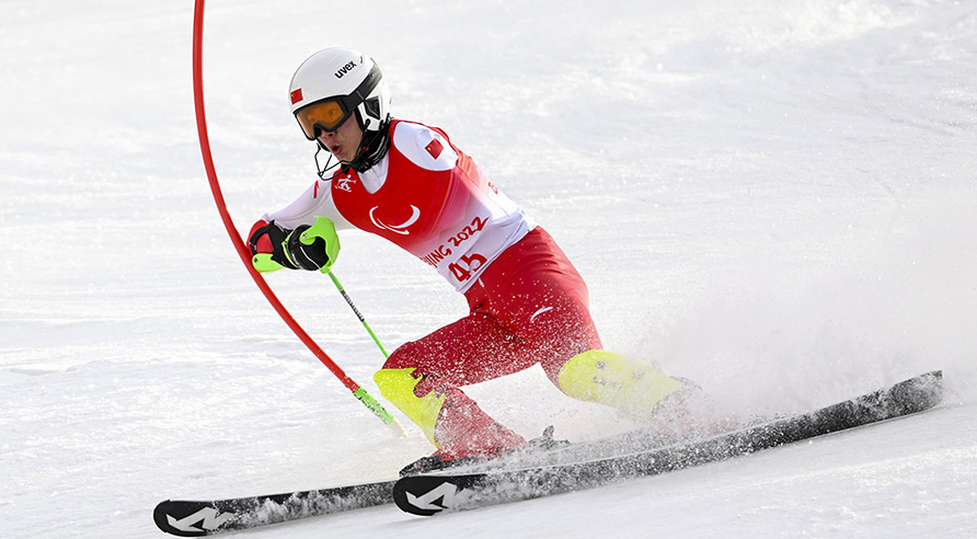 中國殘奧高山滑雪隊：雪上之巔 成績斐然