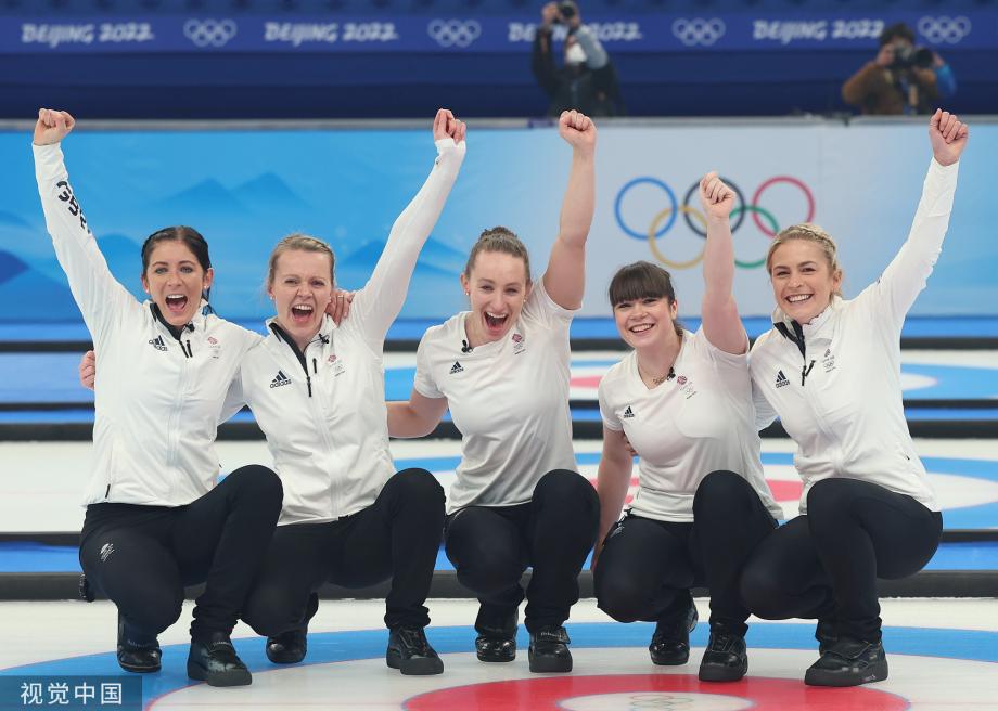 [圖]冬奧會女子冰壺-英國隊10-3擊敗日本隊獲得冠軍