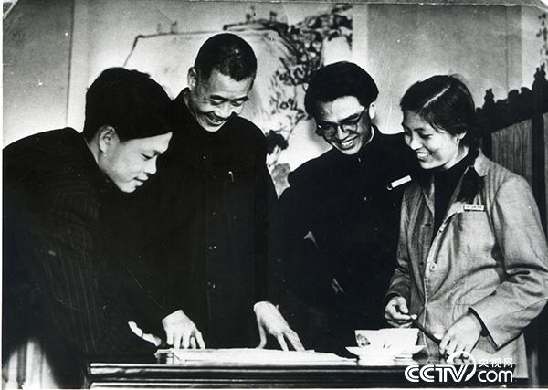 20世紀50年代潘天壽與國畫係學生在杭州景雲村寓所