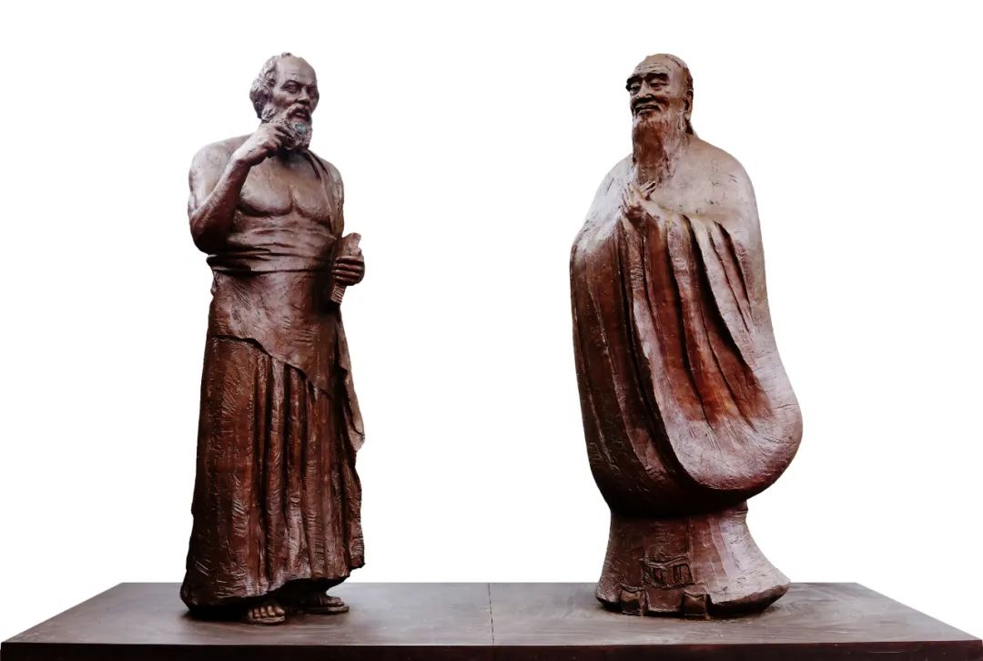 神遇——孔子與蘇格拉底的對話 吳為山  雕塑 孔子：90×36×31cm  蘇格拉底：90×33×31cm 2021年