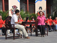 《見到主席我緊張地説不出話了》2009年7月2日