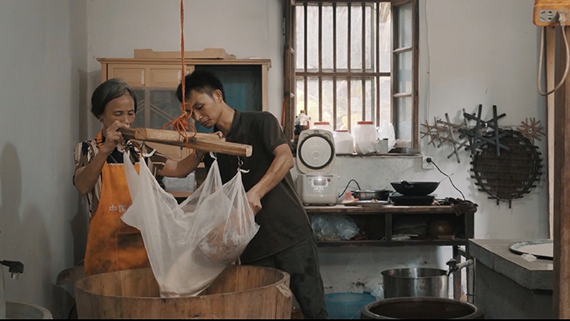 《人間有味》第11集：為保游水豆腐“凈味”他數次搬家追求水源