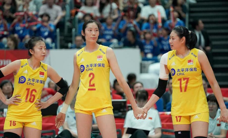 [圖]世界盃中國女排3-0橫掃日本 重奪榜首之位