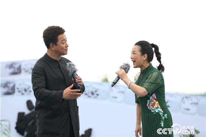 小畢哥搭檔“史湘雲”獻唱黃梅戲《天仙配》帶來驚喜無數！