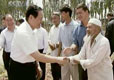 Zhou Yongkang inspecte le sud-ouest du Xinjiang