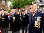荷蘭二戰老兵舉行紀念遊行 