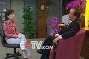 鬱慕明接受CCTV-4記者採訪