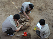 Arqueólogos reanudan excavaciones de Soldados de Terracota