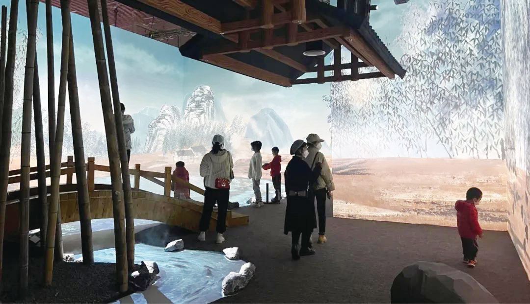 湖南美術館首次呈現齊白石沉浸式數字光影藝術展