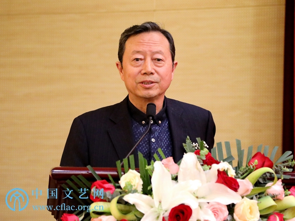 中國美協理事、西安美術學院原院長王勝利在啟動儀式上發言