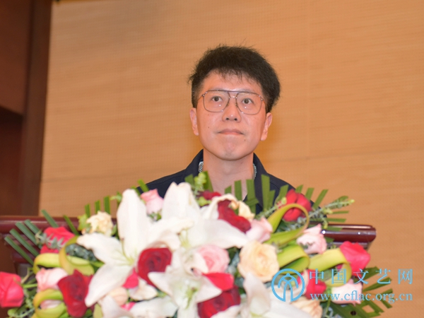 中國文聯美術藝術中心活動管理處副處長安明在啟動儀式上致辭