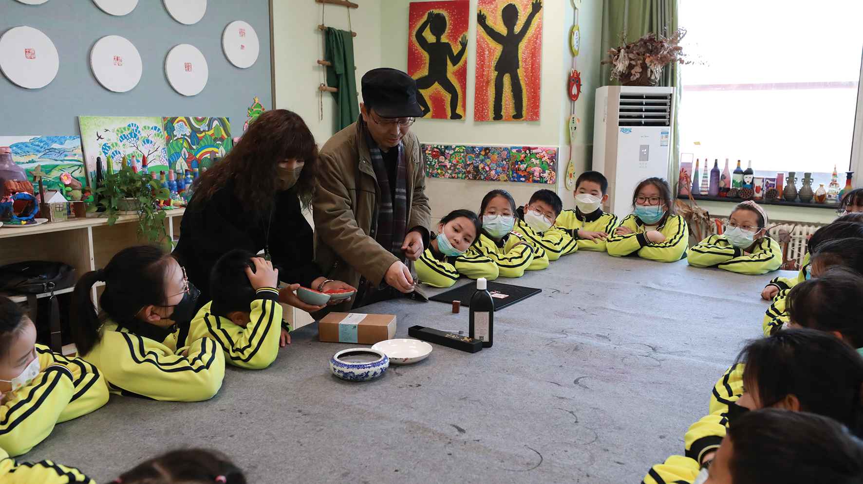 北京懷柔區教委與中國國家畫院深度合作打造的“書法進校園”活動